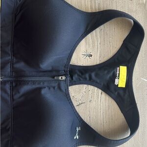 Under Armour Black Front-Zip Racerback Bra